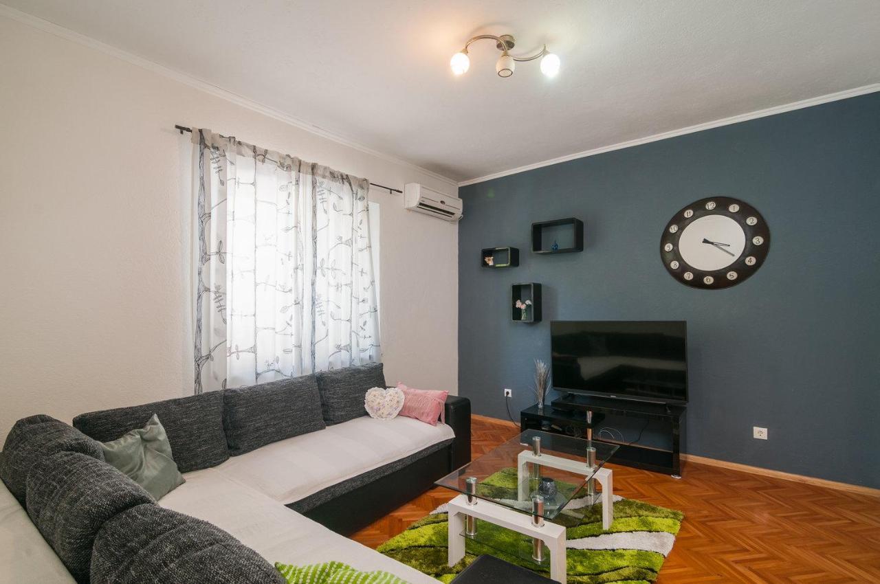 Apartman Neven Podgora Exterior photo